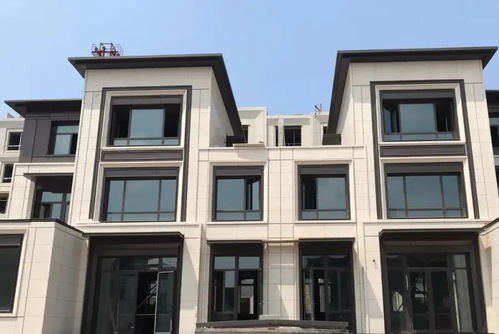沉香米黄外墙，演绎大宅东方美